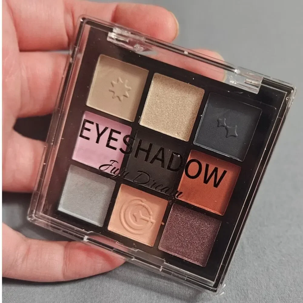 Juju Dream 9-Color Eyeshadow Palette Star Isle Fantasy Night NEW